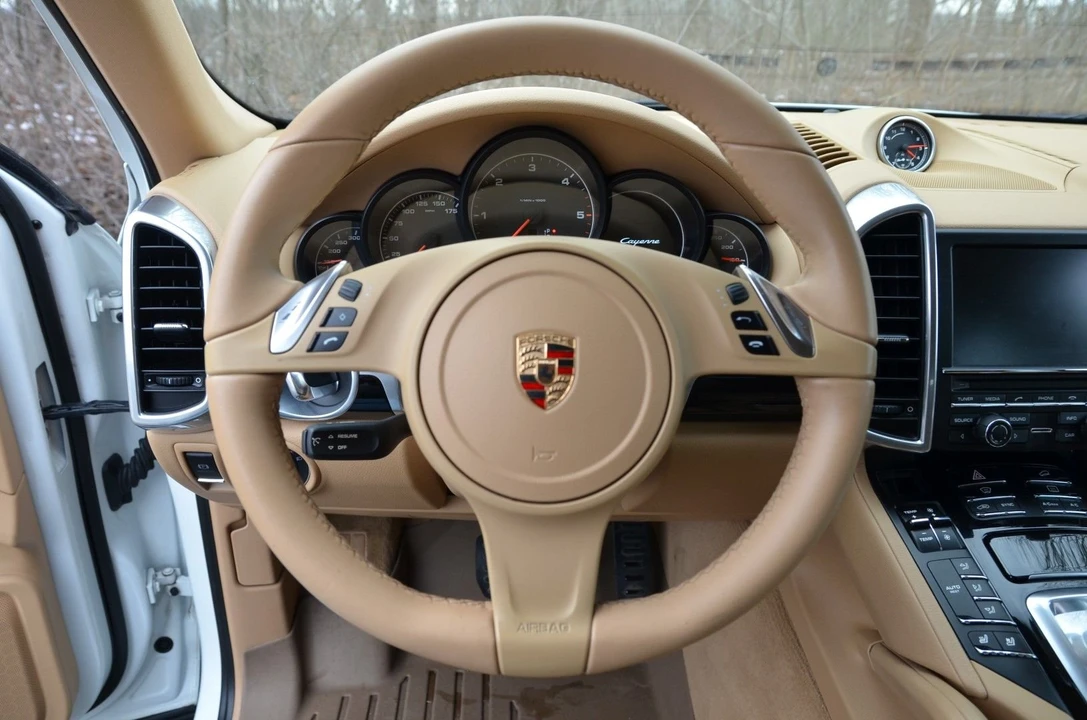 2014 Porsche 958 Cayenne Diesel - Image 11 of 14