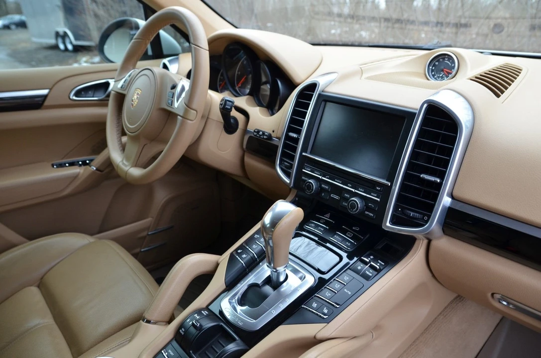 2014 Porsche 958 Cayenne Diesel - Image 14 of 14