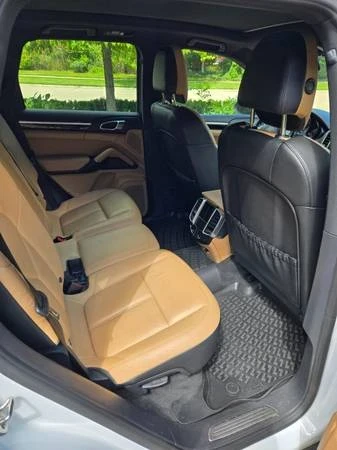 2014 Porsche 958 Cayenne - Image 17 of 17