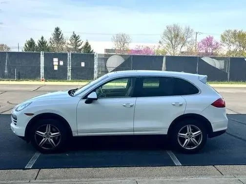 2014 Porsche 958 Cayenne - Image 5 of 10