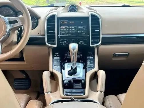 2014 Porsche 958 Cayenne - Image 7 of 10