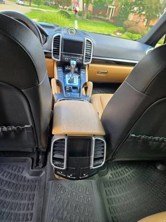 2014 Porsche 958 Cayenne - Image 13 of 17