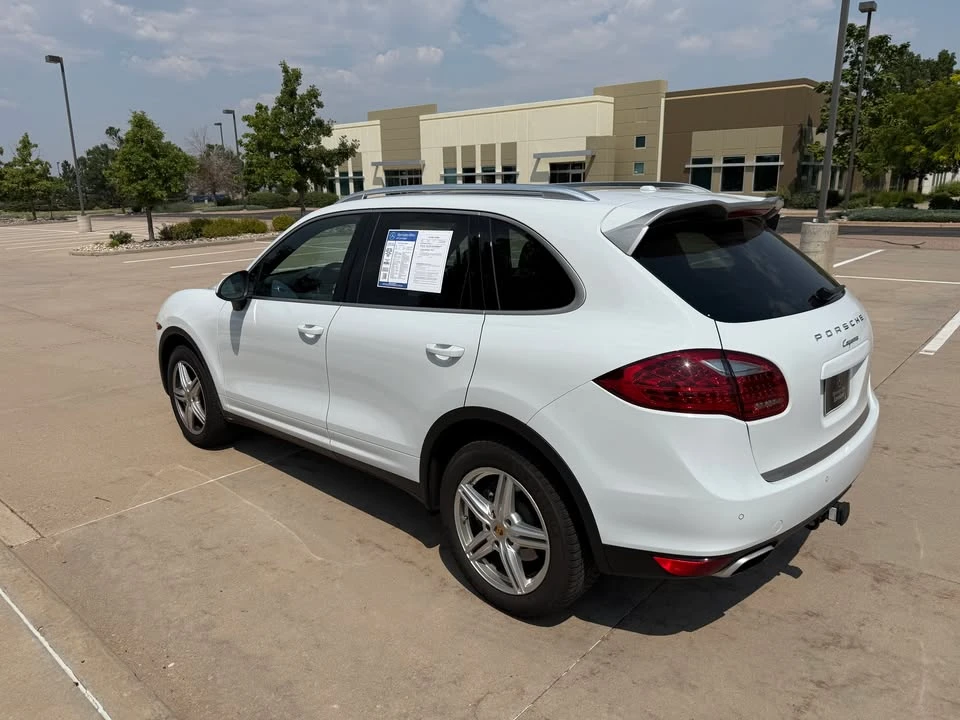2014 Porsche 958 Cayenne - Image 5 of 16
