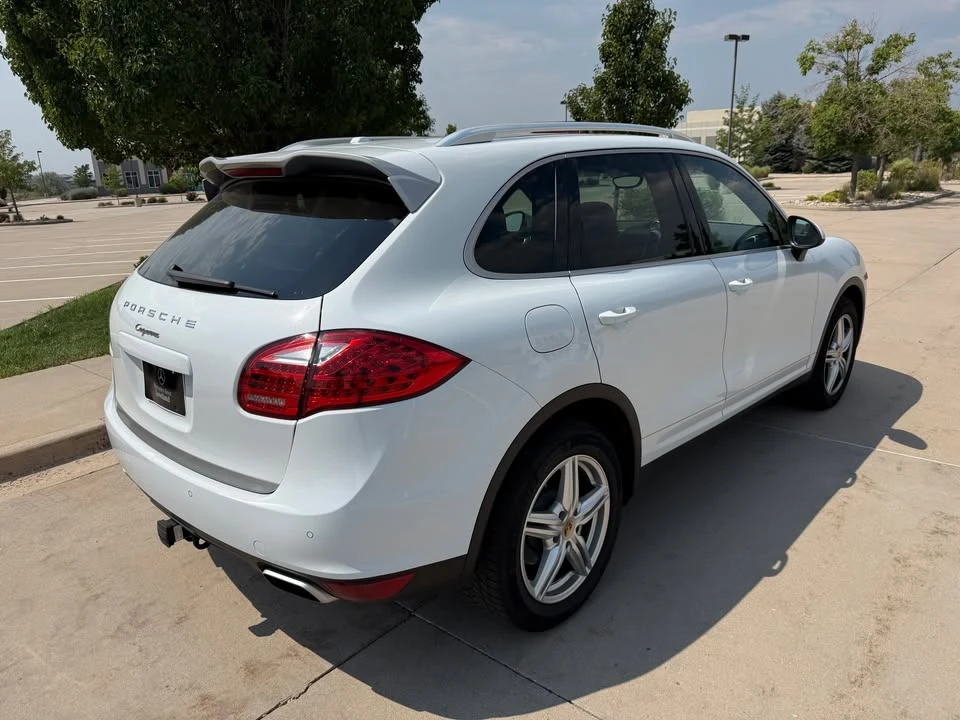 2014 Porsche 958 Cayenne - Image 7 of 16