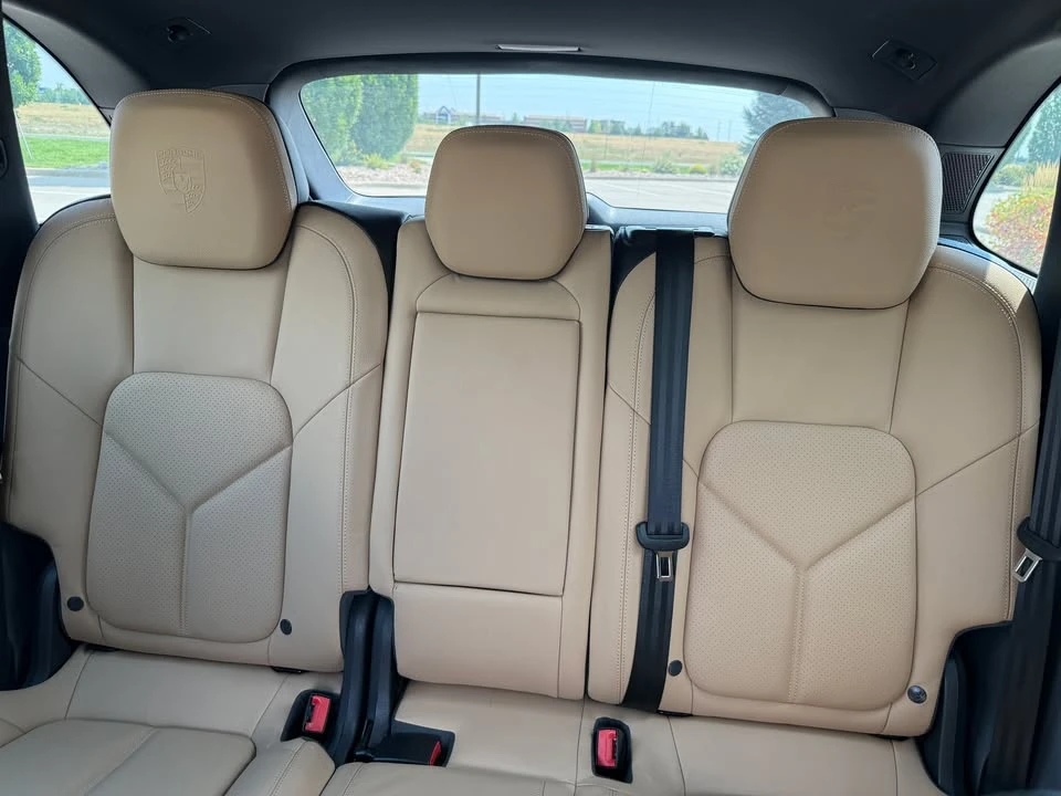 2014 Porsche 958 Cayenne - Image 11 of 16