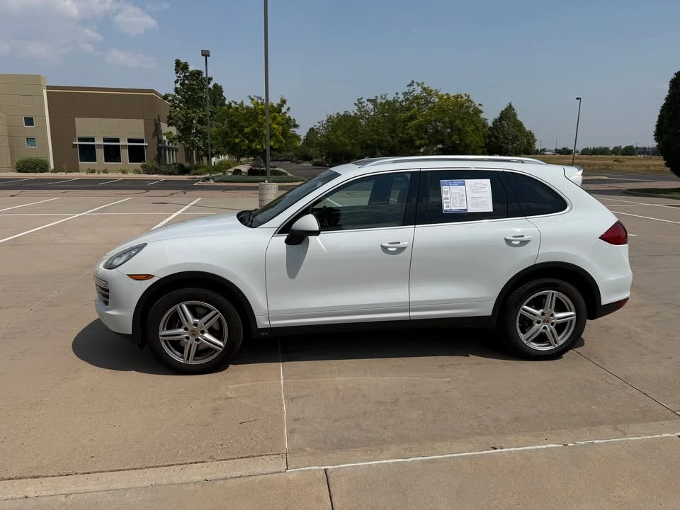 2014 Porsche 958 Cayenne - Image 4 of 16