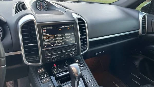 2014 Porsche 958 Cayenne - Image 13 of 21