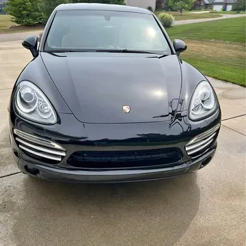 2014 Porsche Cayenne Platinum Edition
