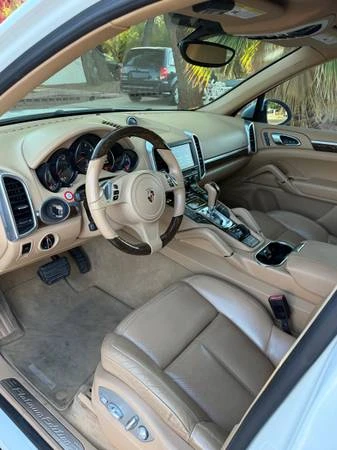 2014 Porsche 958 Cayenne - Image 7 of 10