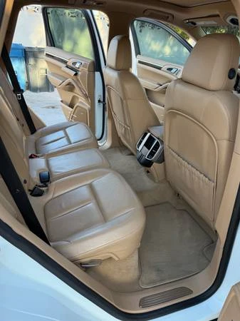 2014 Porsche 958 Cayenne - Image 8 of 10