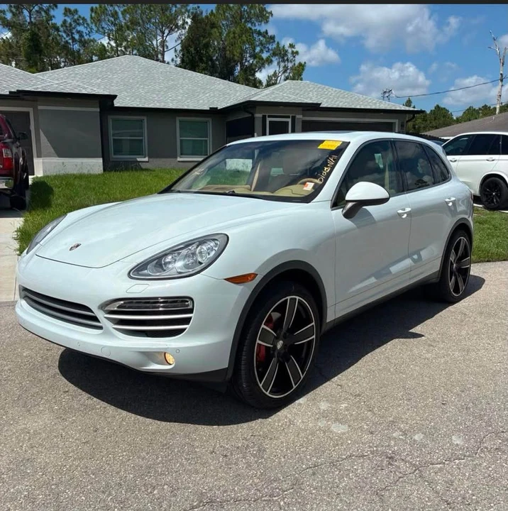 2014 Porsche 958 Cayenne - Image 4 of 20