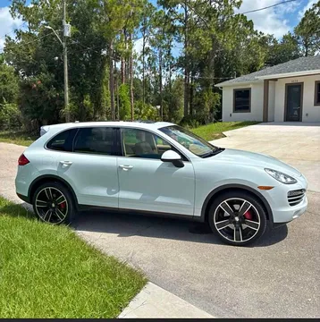 2014 Porsche Cayenne Platinum Edition Sport Utility 4D