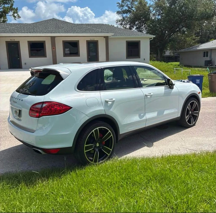 2014 Porsche 958 Cayenne - Image 3 of 20