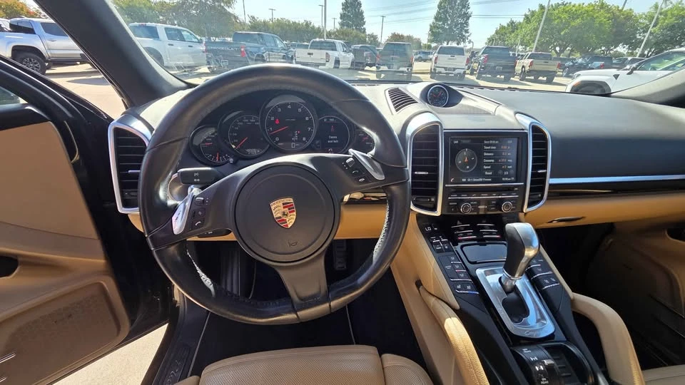2014 Porsche 958 Cayenne - Image 11 of 17
