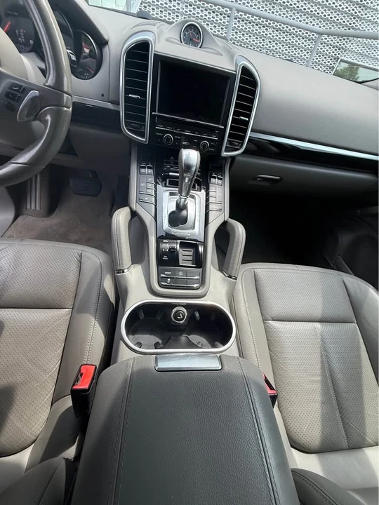2014 Porsche 958 Cayenne - Image 7 of 8