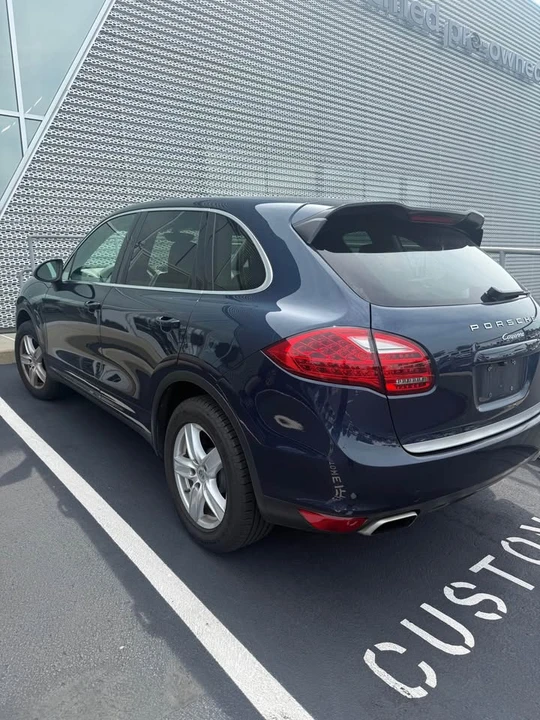 2014 Porsche 958 Cayenne - Image 3 of 10
