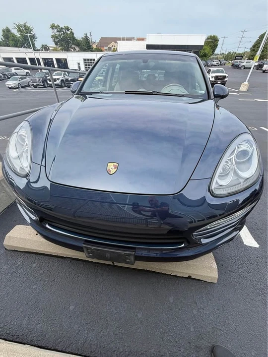 2014 Porsche 958 Cayenne - Image 2 of 8