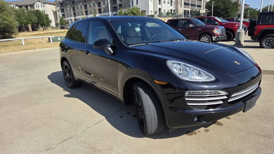 2014 Porsche 958 Cayenne - Image 3 of 17