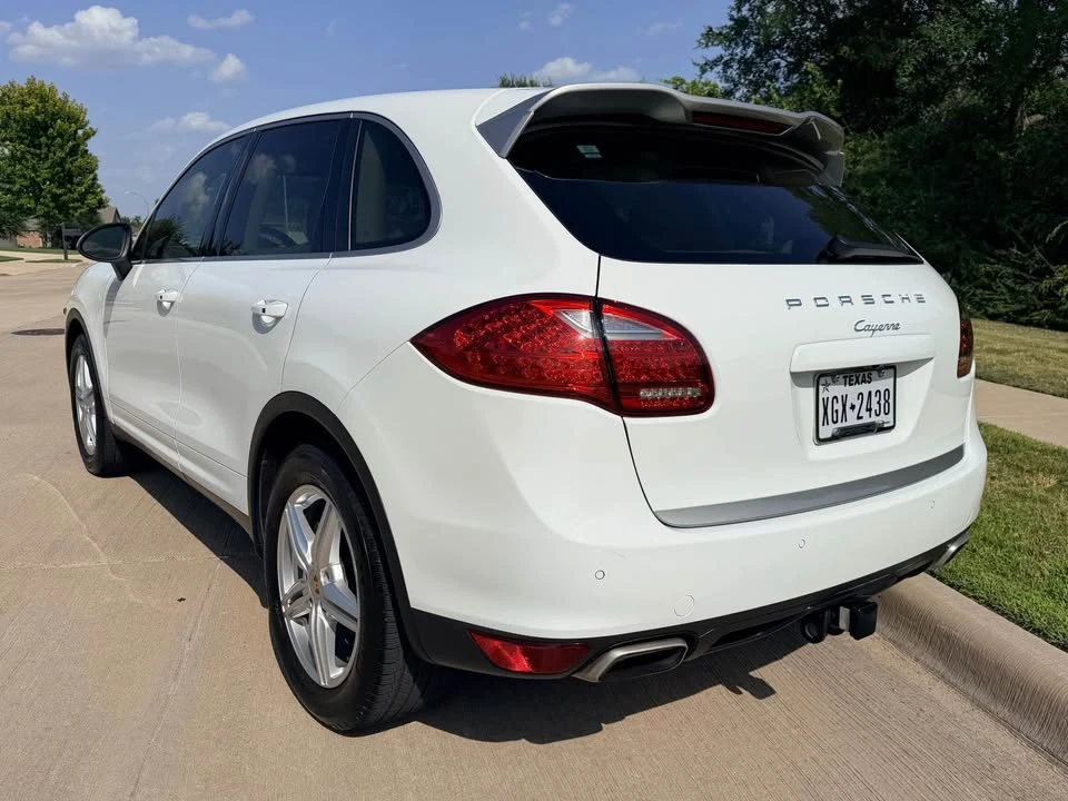 2014 Porsche 958 Cayenne - Image 6 of 10