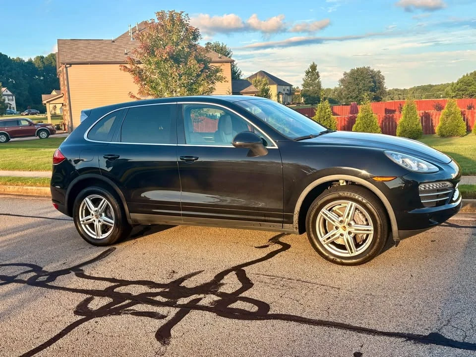 2014 Porsche 958 Cayenne - Image 2 of 13