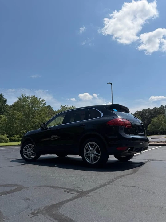2014 Porsche 958 Cayenne - Image 3 of 10