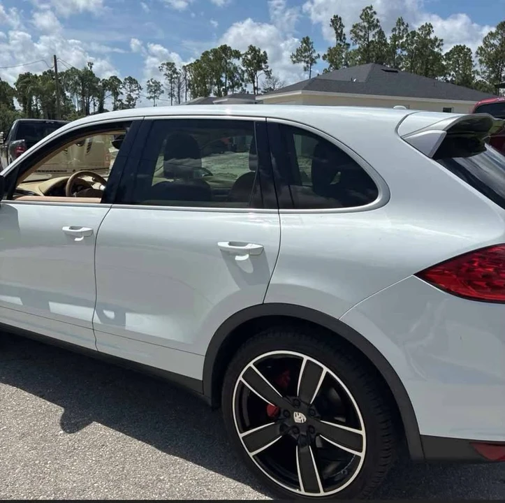 2014 Porsche 958 Cayenne - Image 3 of 20