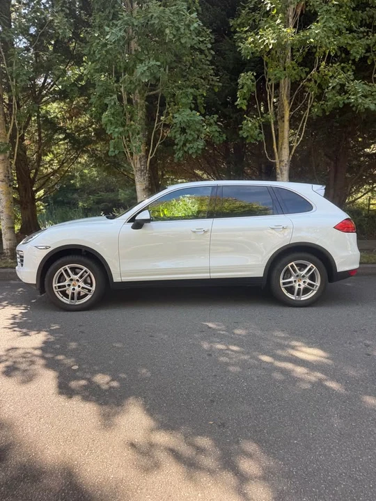 2014 Porsche 958 Cayenne - Image 2 of 20