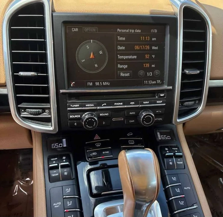 2014 Porsche 958 Cayenne - Image 14 of 20