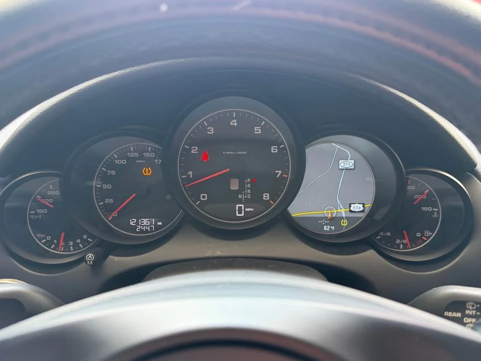 2014 Porsche 958 Cayenne - Image 16 of 18