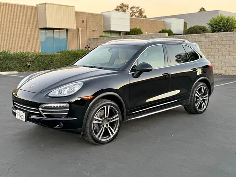 2014 Porsche Cayenne Platinum Edition Sport Utility 4D