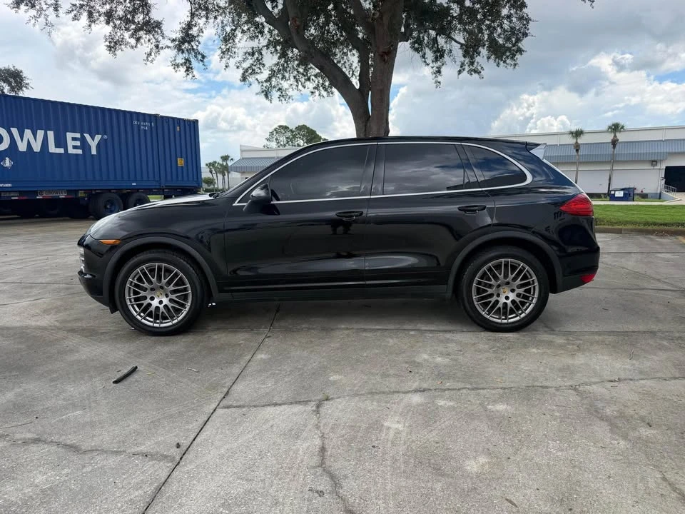 2014 Porsche 958 Cayenne - Image 8 of 17