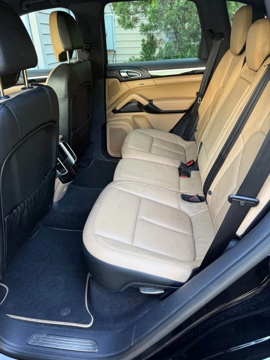 2014 Porsche 958 Cayenne - Image 9 of 11