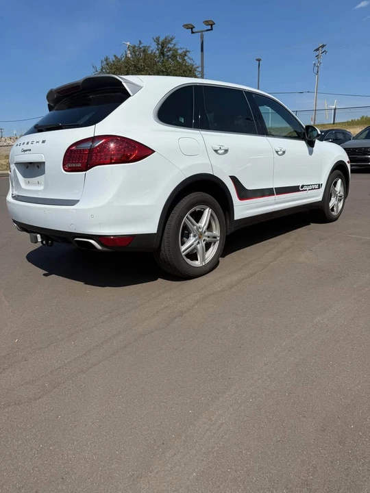 2014 Porsche 958 Cayenne - Image 5 of 16