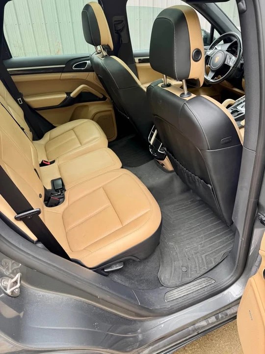 2014 Porsche 958 Cayenne - Image 12 of 16