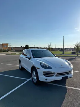 2014 Porsche Cayenne Platinum Edition Sport Utility 4D