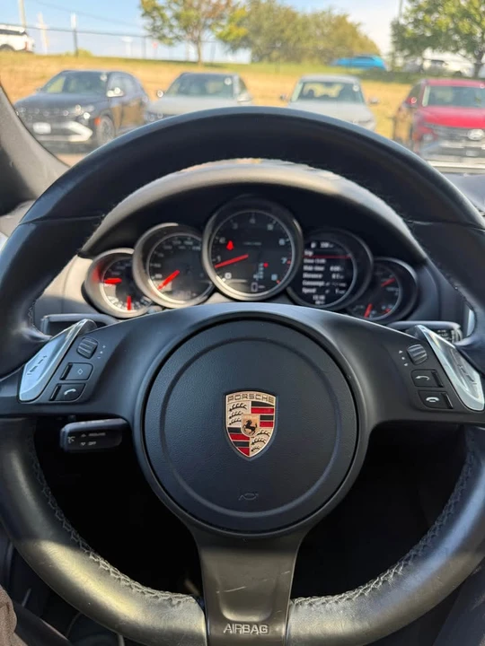 2014 Porsche 958 Cayenne - Image 15 of 16