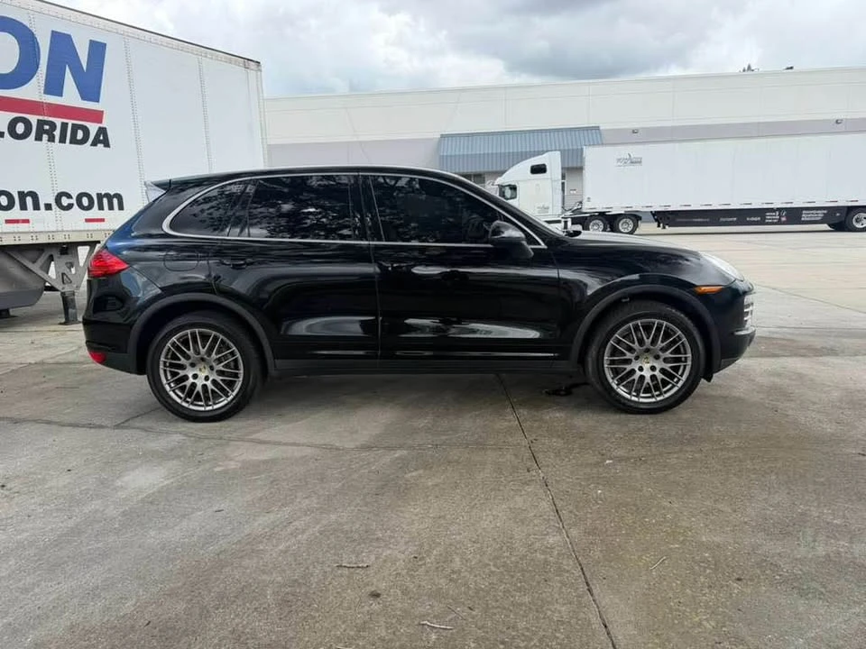 2014 Porsche 958 Cayenne - Image 7 of 17
