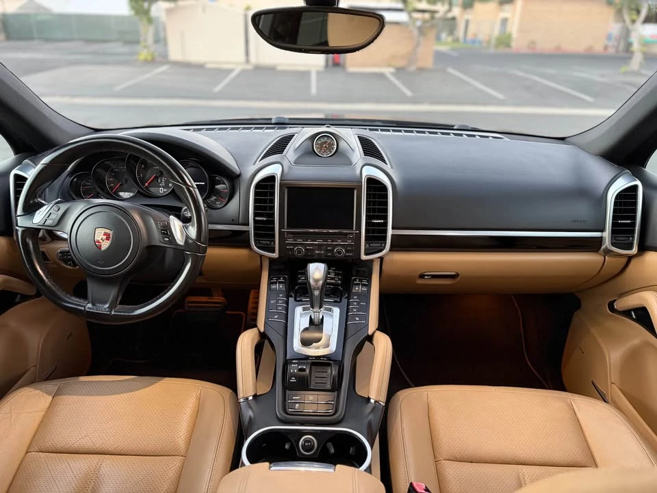 2014 Porsche 958 Cayenne - Image 7 of 15