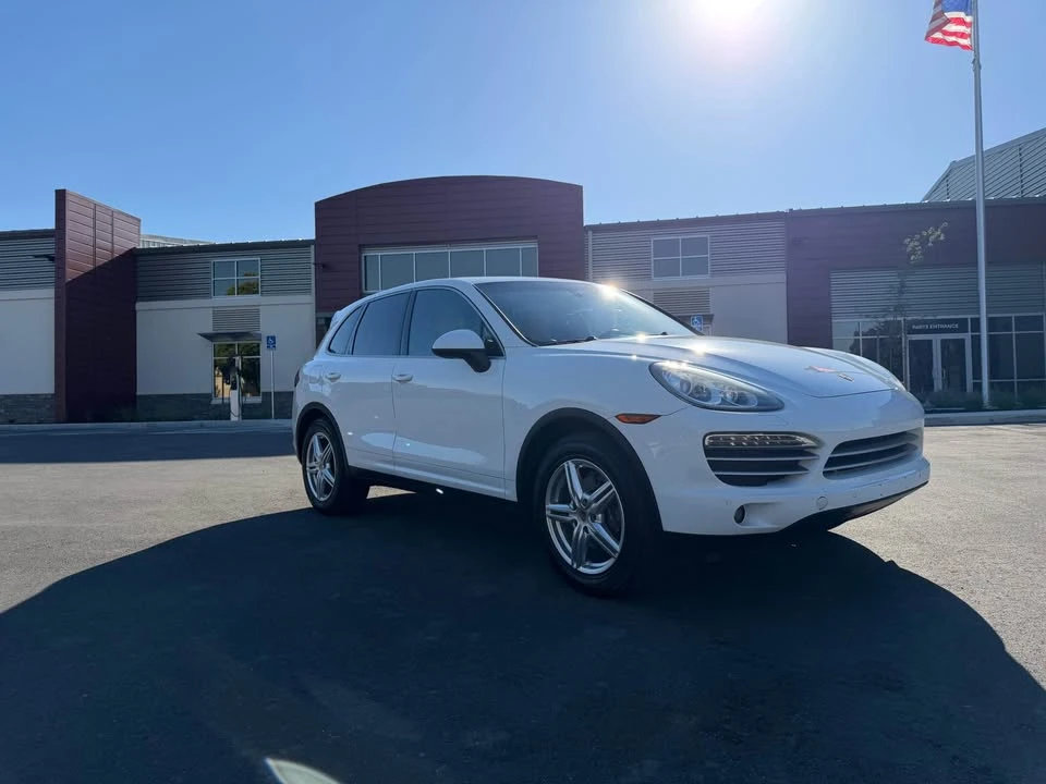 2014 Porsche 958 Cayenne - Image 6 of 11