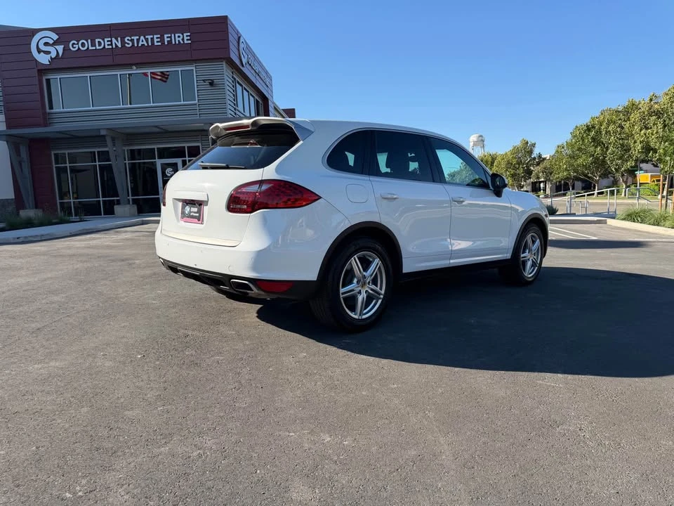 2014 Porsche 958 Cayenne - Image 4 of 11