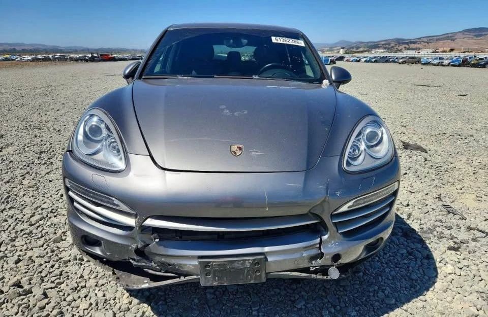 2014 Porsche 958 Cayenne - Image 5 of 12
