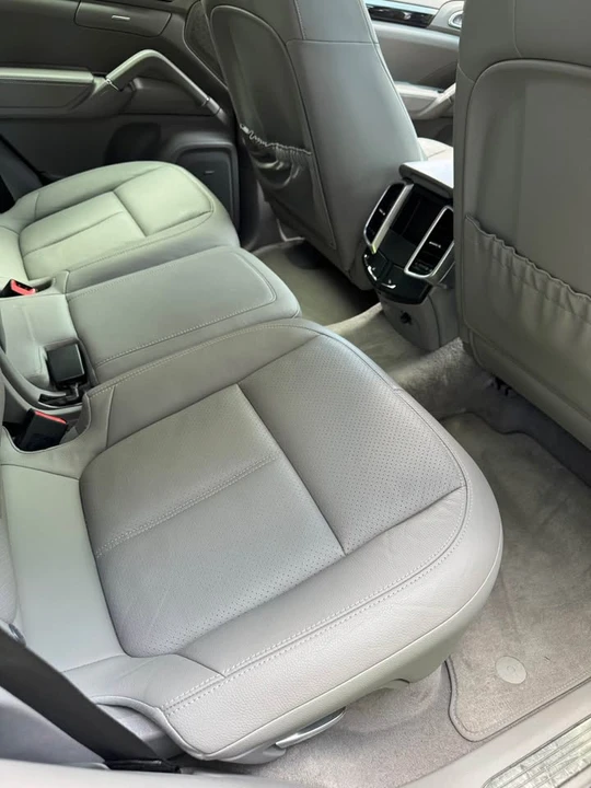 2014 Porsche 958 Cayenne - Image 15 of 16