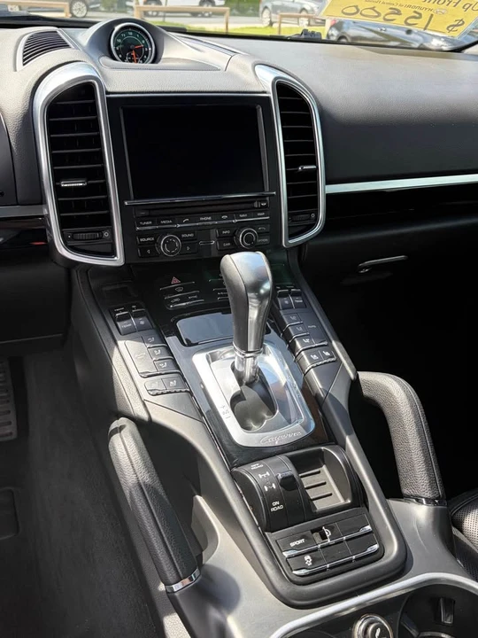 2014 Porsche 958 Cayenne - Image 7 of 15