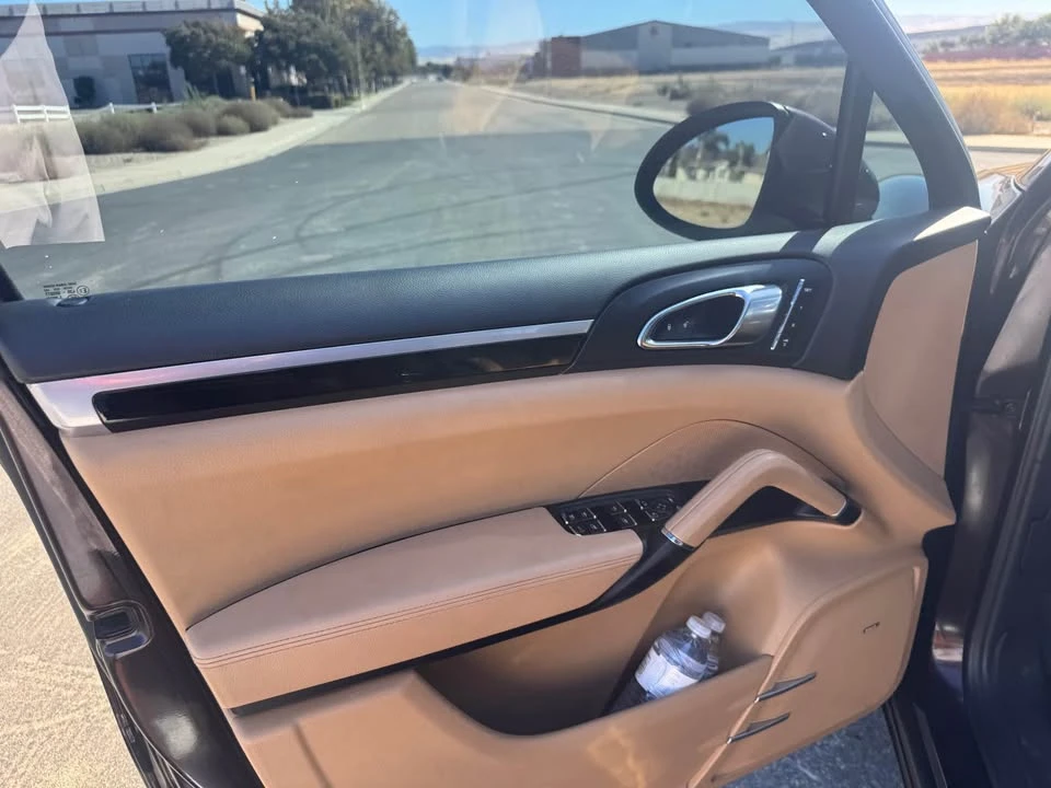 2014 Porsche 958 Cayenne - Image 15 of 18