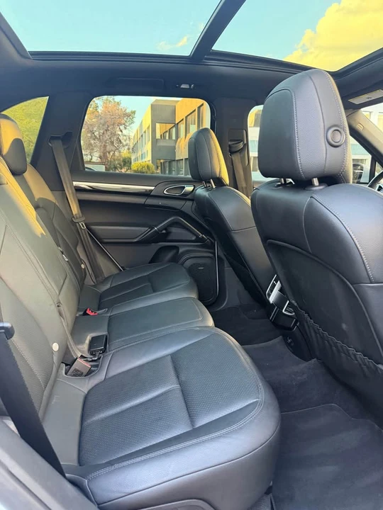 2014 Porsche 958 Cayenne - Image 6 of 7