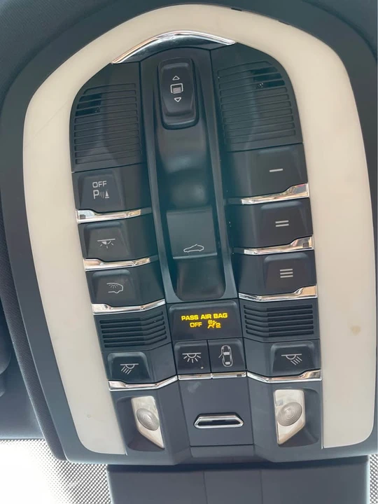2014 Porsche 958 Cayenne - Image 15 of 15