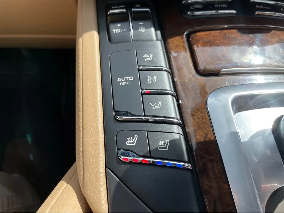 2014 Porsche 958 Cayenne - Image 13 of 15