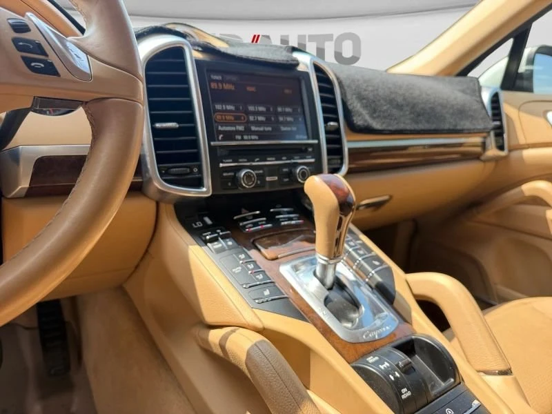 2014 Porsche 958 Cayenne - Image 11 of 14