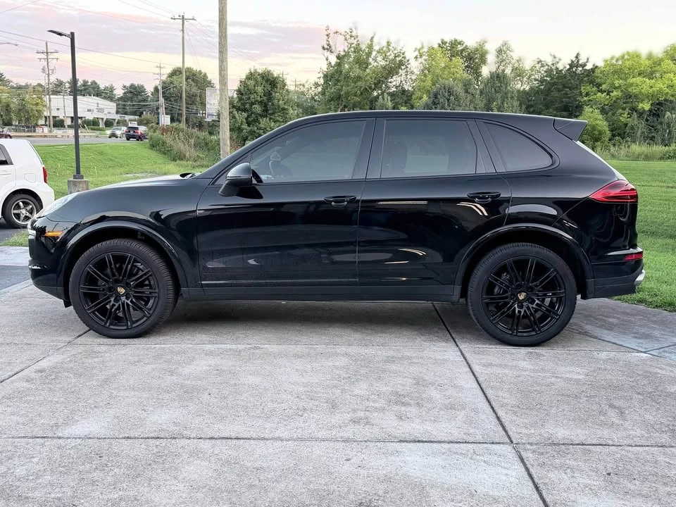 2014 Porsche 958 Cayenne - Image 3 of 17