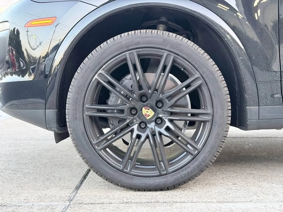 2014 Porsche 958 Cayenne - Image 6 of 17